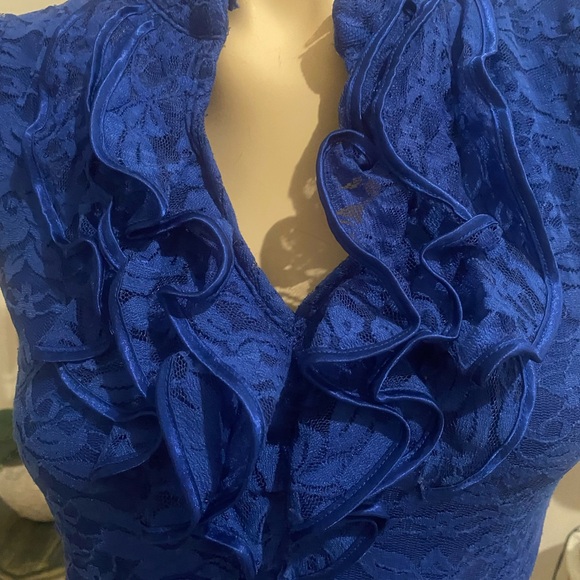 Women’s Blue Lace Top Size S, Excel. Cond. - Picture 3 of 8
